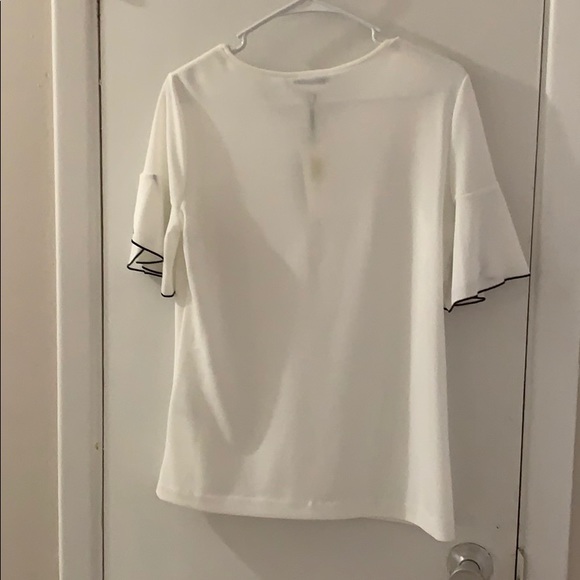 Top - Picture 2 of 6